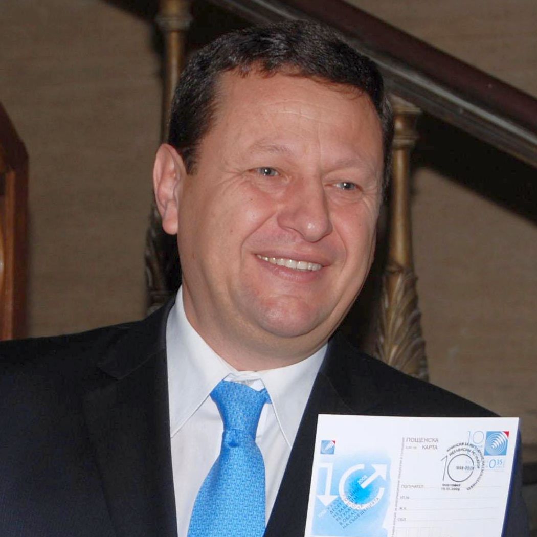 Веселин Божков: С радост или без радост, със скърцане на зъби или не, операторите са длъжни да се съобразят