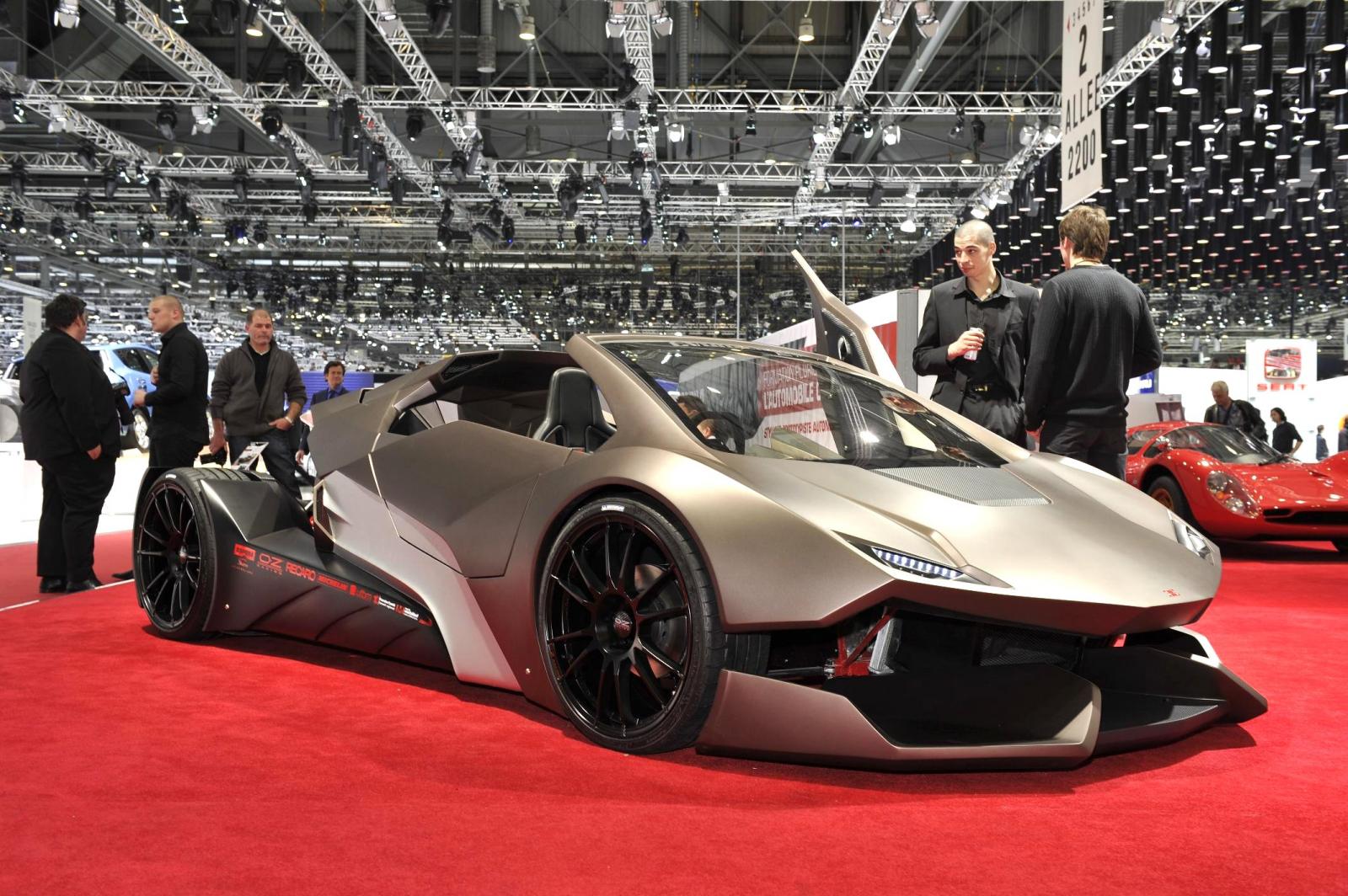 Студенти с футуристична концепция в Женева