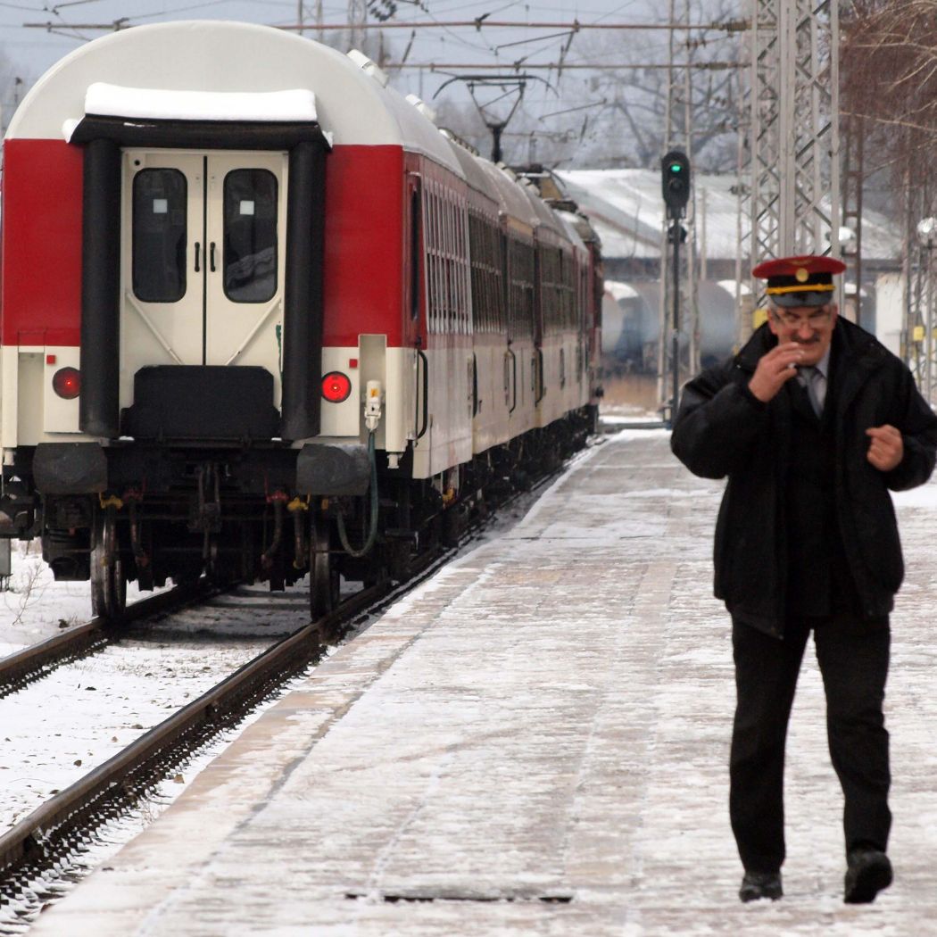 Около 20 000 допълнителни места във влаковете ще има до 2 януари