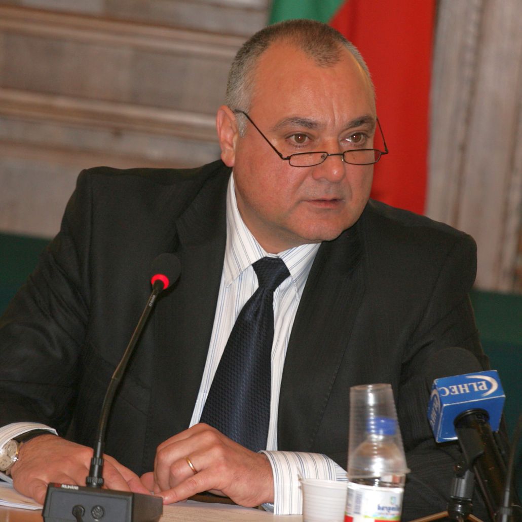Валентин Николов от ”Атака” остава шеф на антикорупционната комисия, въпреки твърденията, че крие сигнали
