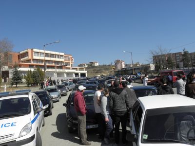 Опашка от 3 км. направиха протестиращи в Благоевград