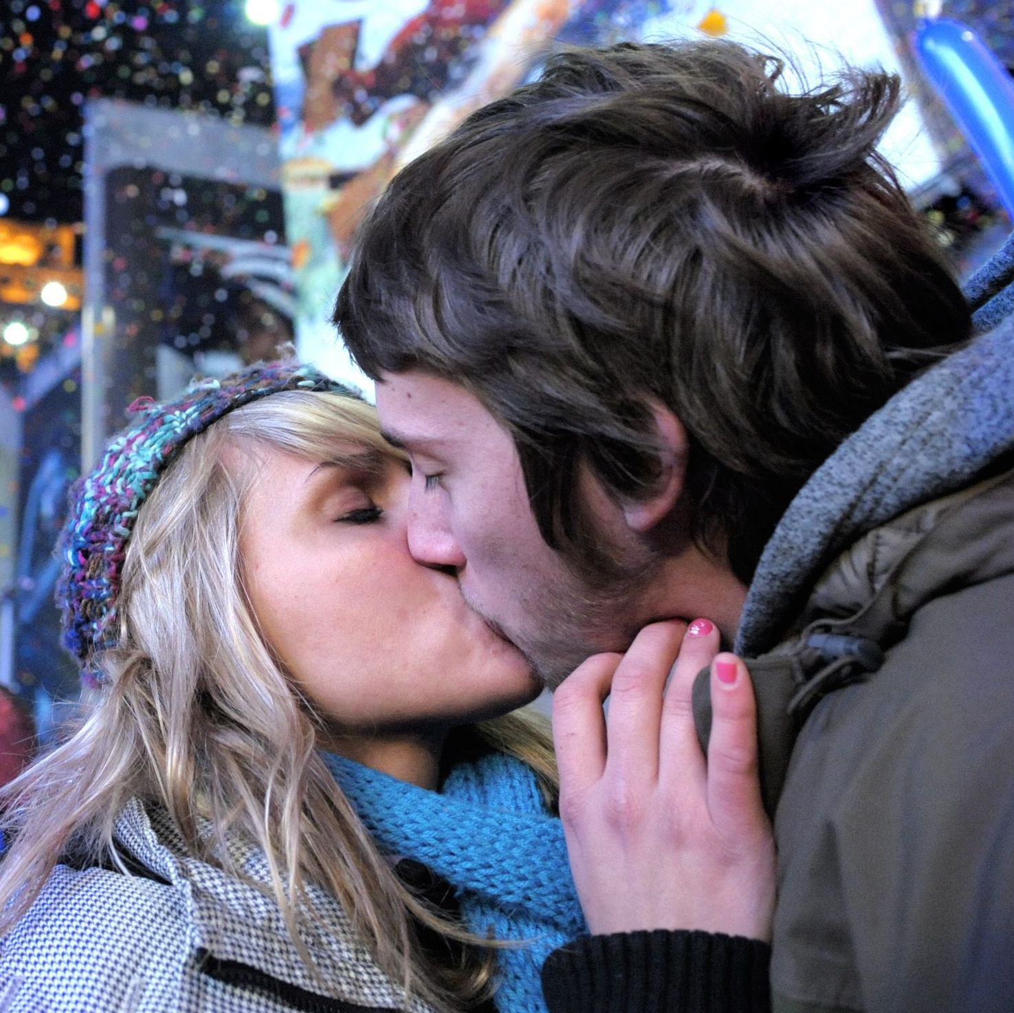 Сигналите, доловени в интимността на целувката, представляват биологични подсказки за съвместимост