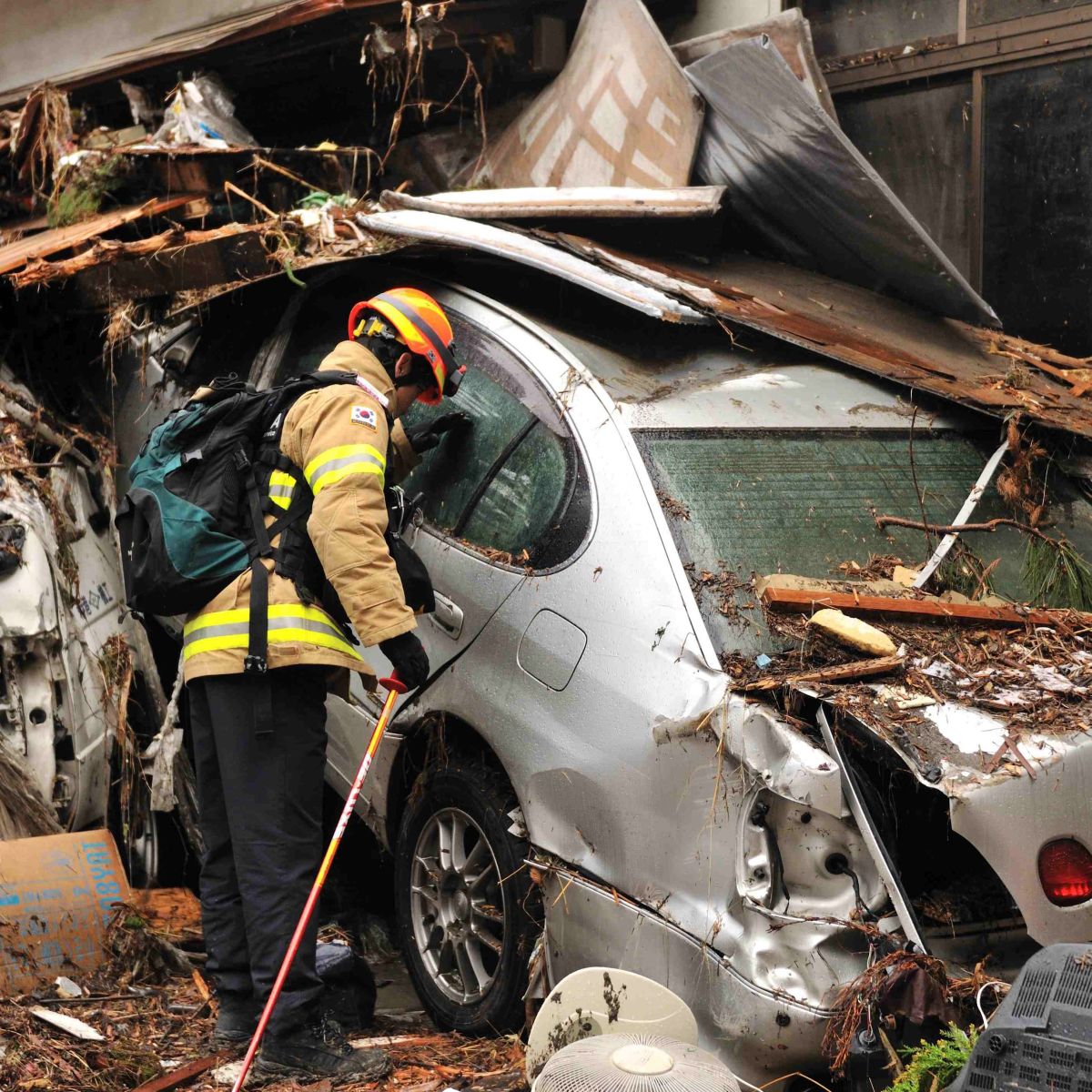 Премиерът Кан: Ще построим Япония наново