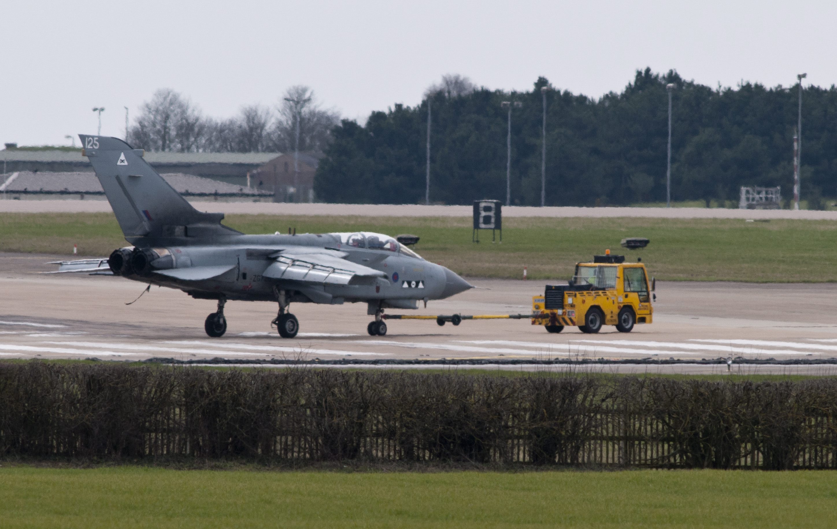 Лондон също изстреля крилати ракети срещу Либия