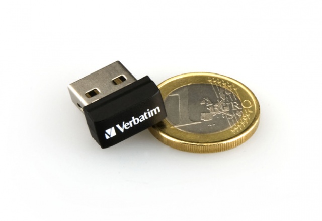 USB паметта се побира върху монета от едно евро