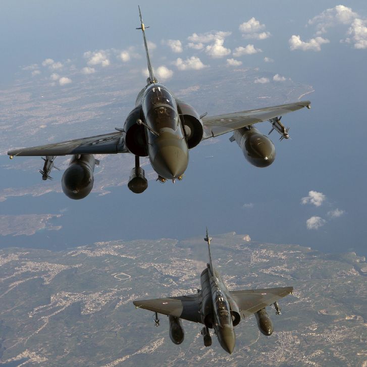 Франция: Операцията на НАТО в Либия приключи