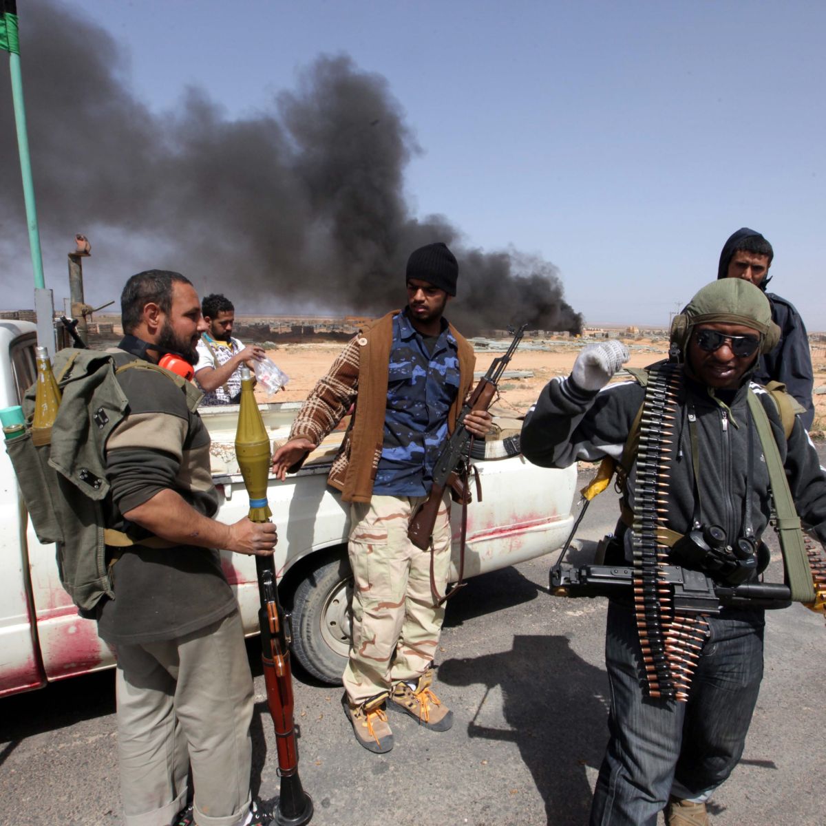 Бунтовниците в Либия отблъснати от Брега. Ключови фигури бягат от Кадафи