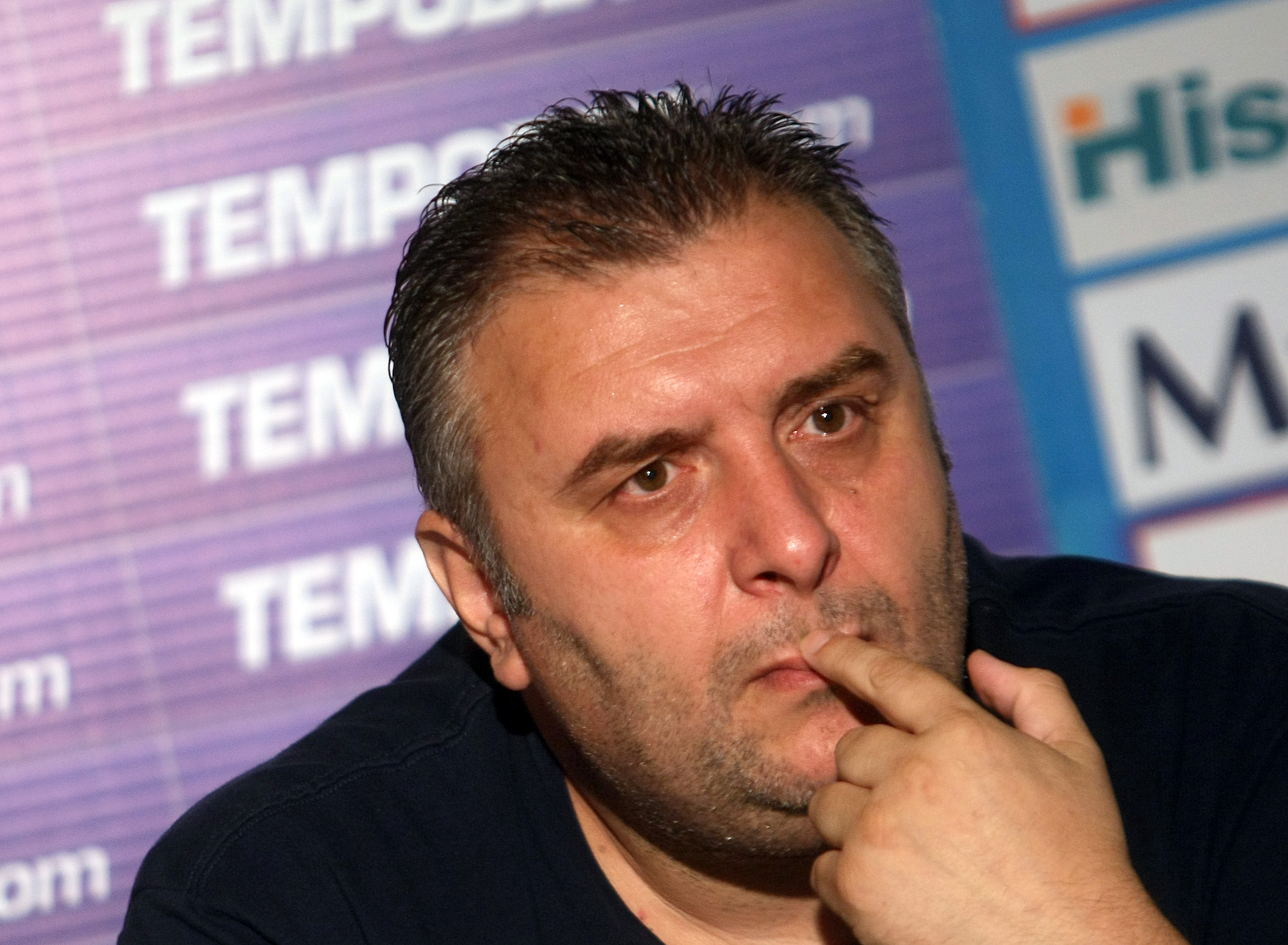 Димитър Ангелов призова държавата да се намеси и да разкрие извършителите на погрома над автобуса на отбора