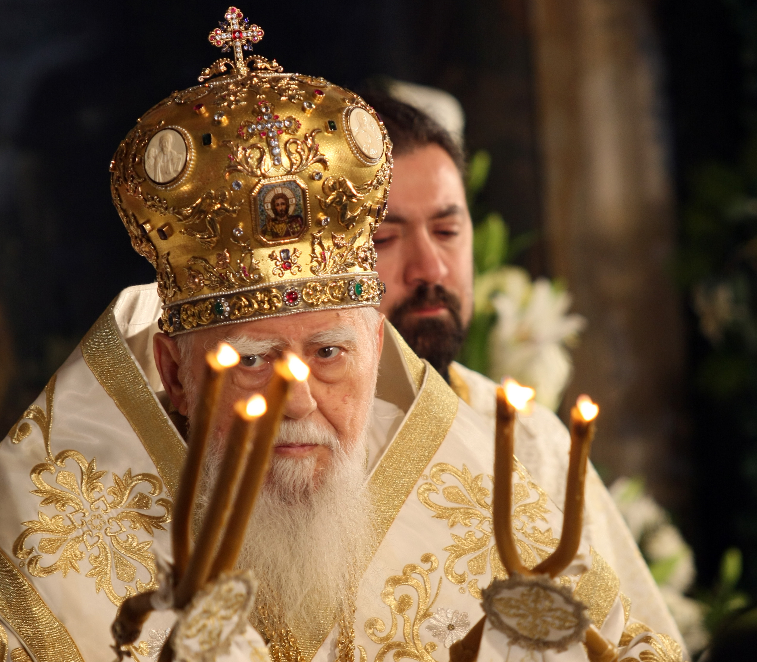 Светият синод за Катуница: Народът е принуден да се съпротивлява