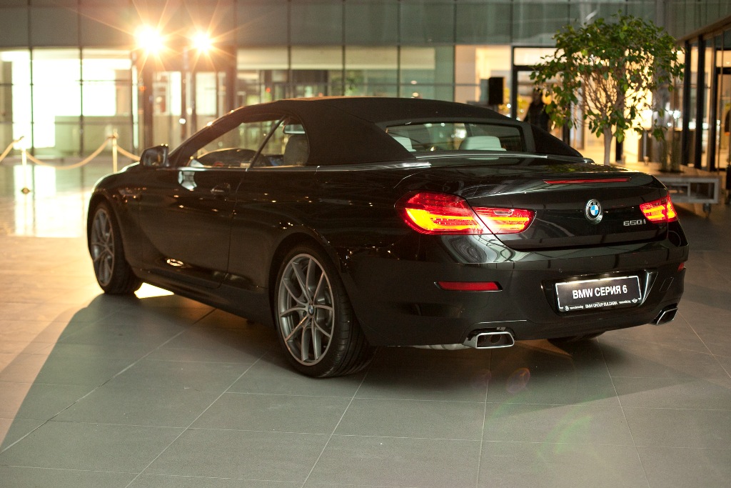 BMW 6 Кабриолет пристигна в България