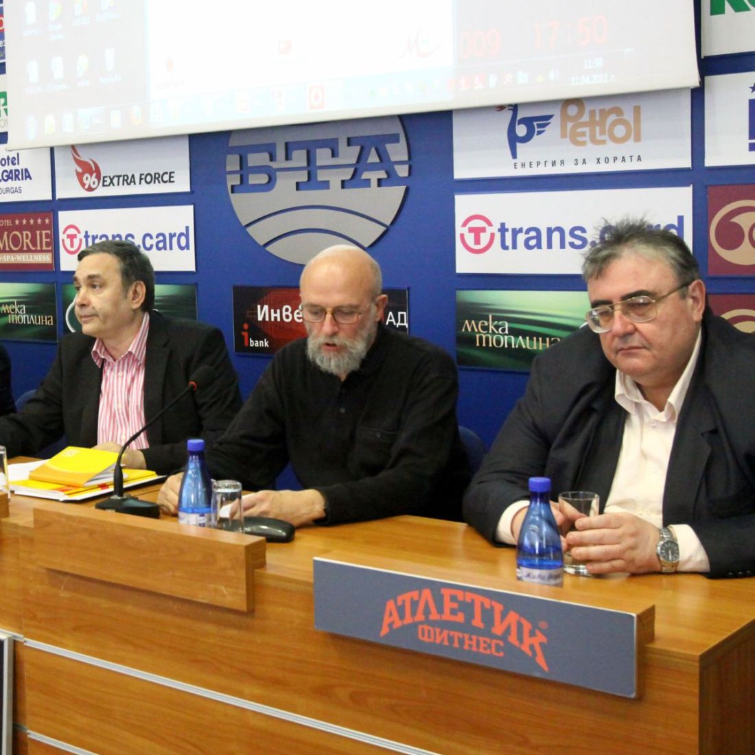 Димитър Иванов, Едвин Сугарев и Огнян Минчев смятат, че проектът трябва да бъде прекратен