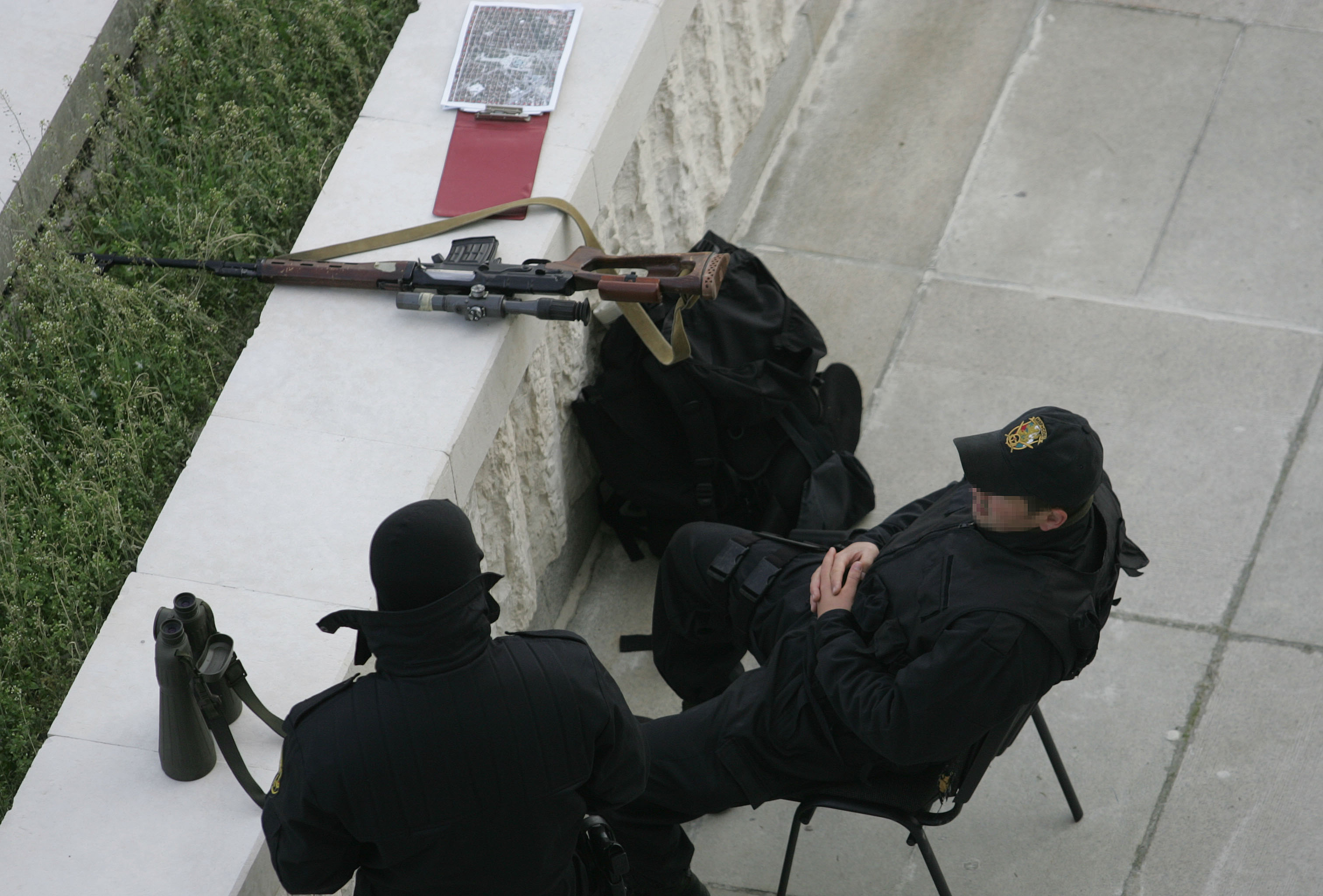 Пращат снайперисти за борба с шапа в Странджа