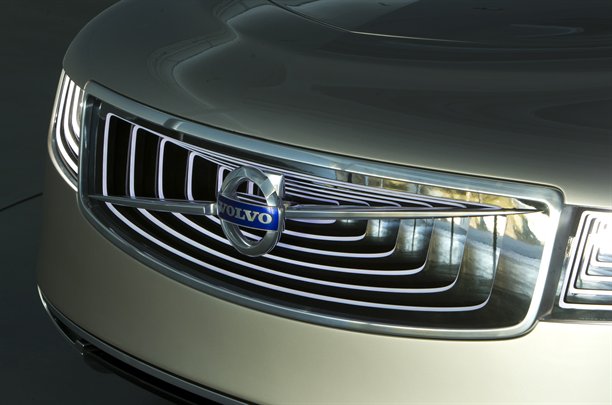 Volvo представи луксозен прототип в Шанхай - видео
