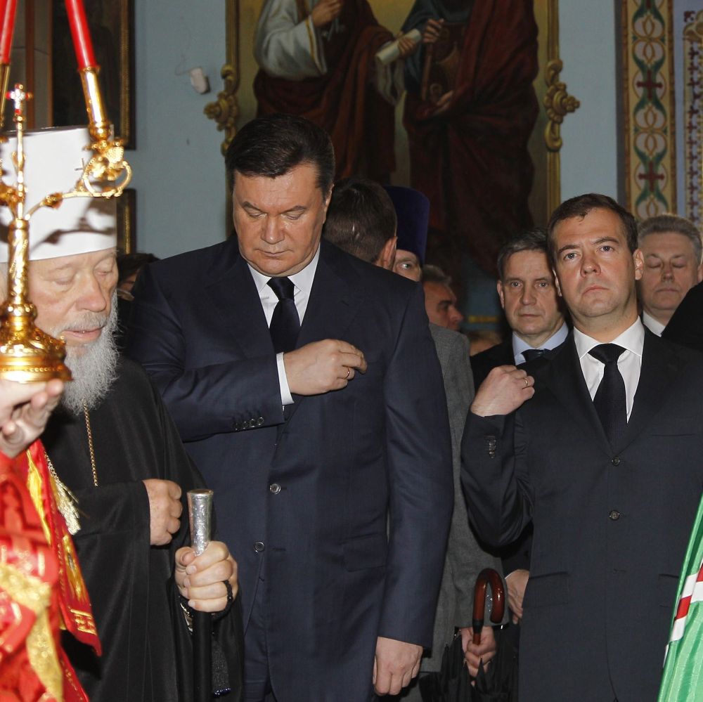 Янукович и Медведев отдадоха в Чернобил почит на жертвите на ядрения инцидент