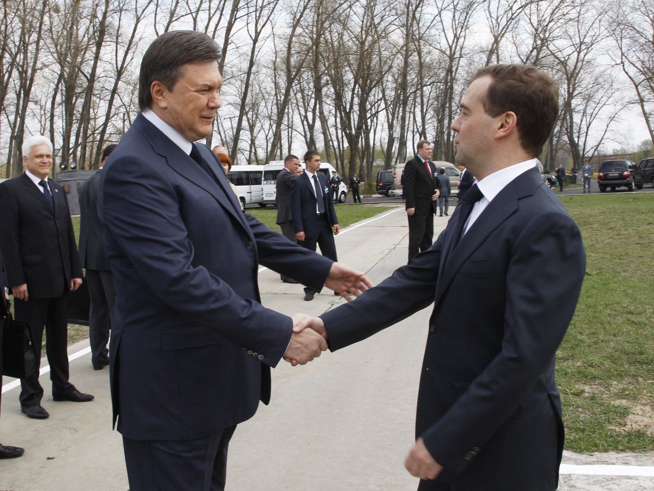 Медведев призова да се помисли за подготовка на нови международни конвенции