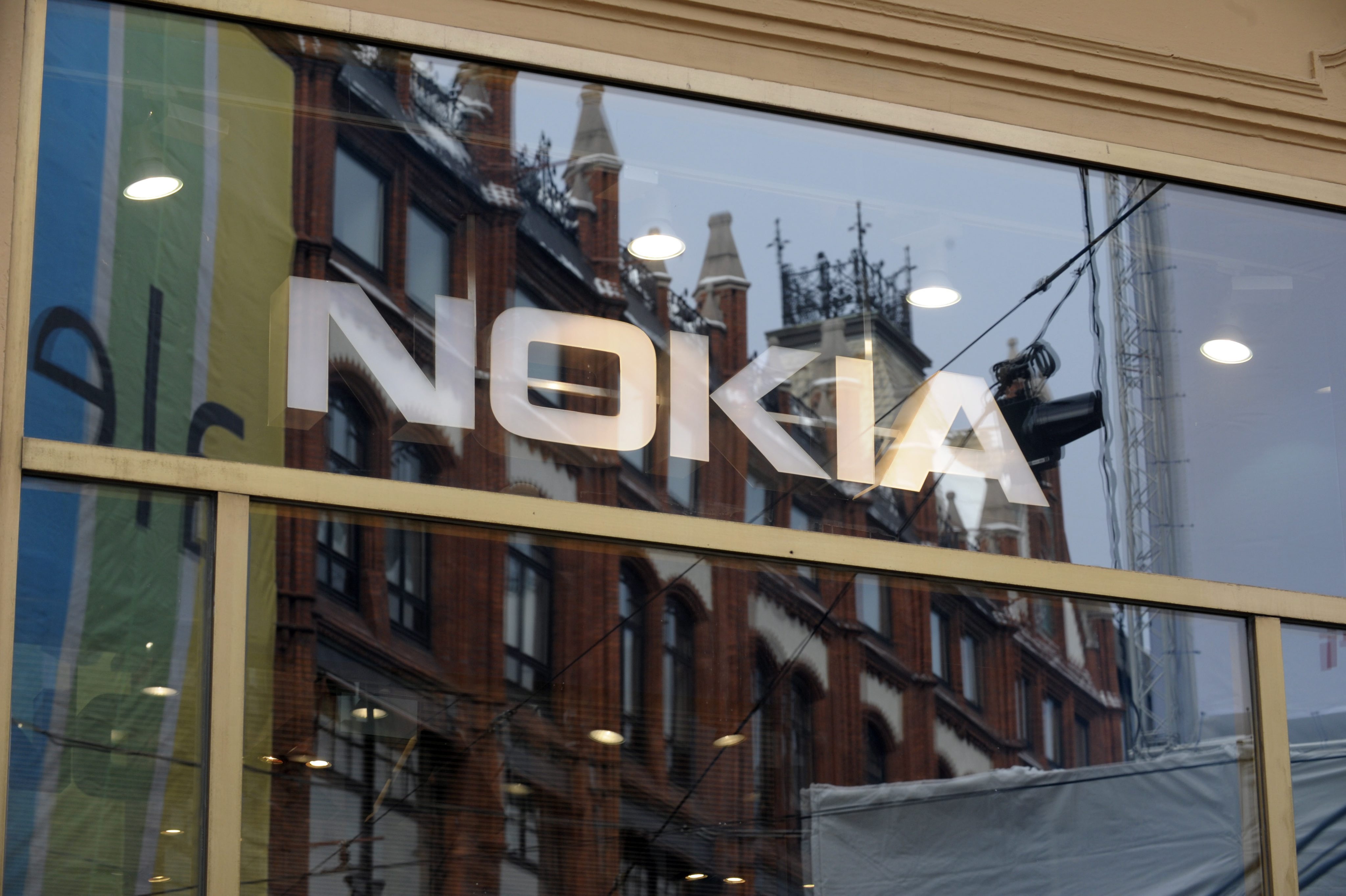 Nokia пуска ултра скъп смартфон