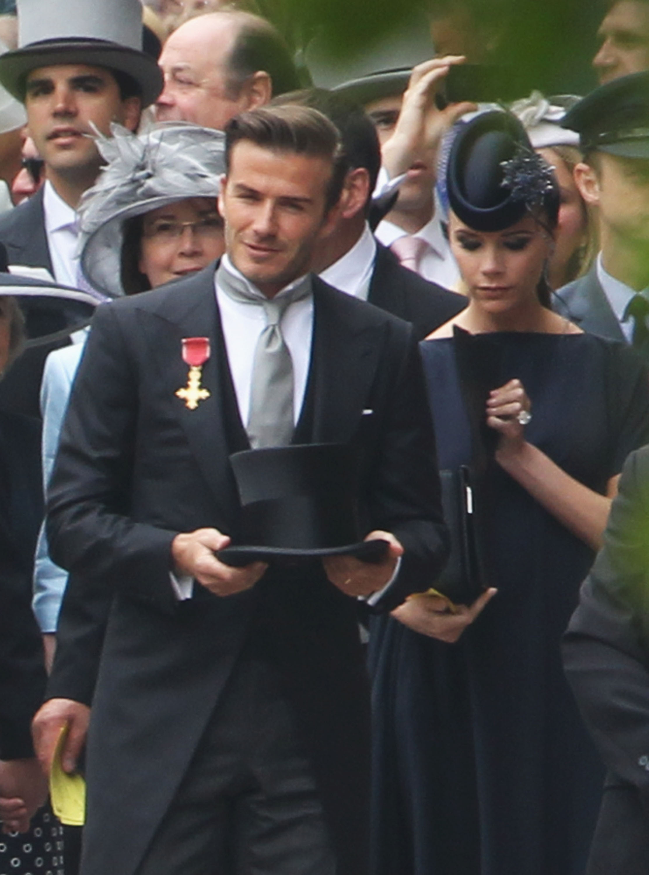 Дейвид и Виктория Бекъм пристигат на кралската сватба