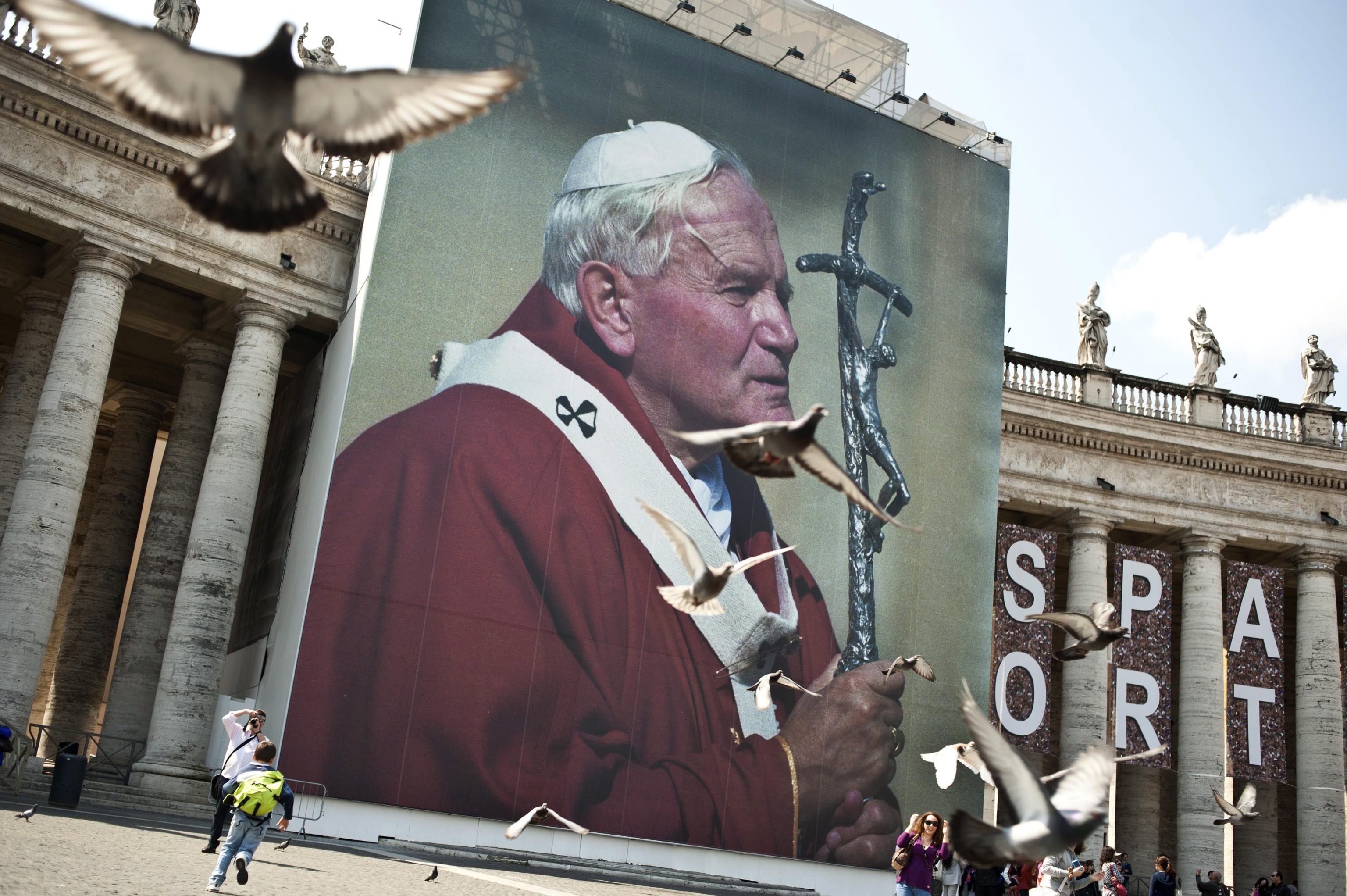 В неделя обявяват папа Йоан Павел II за блажен