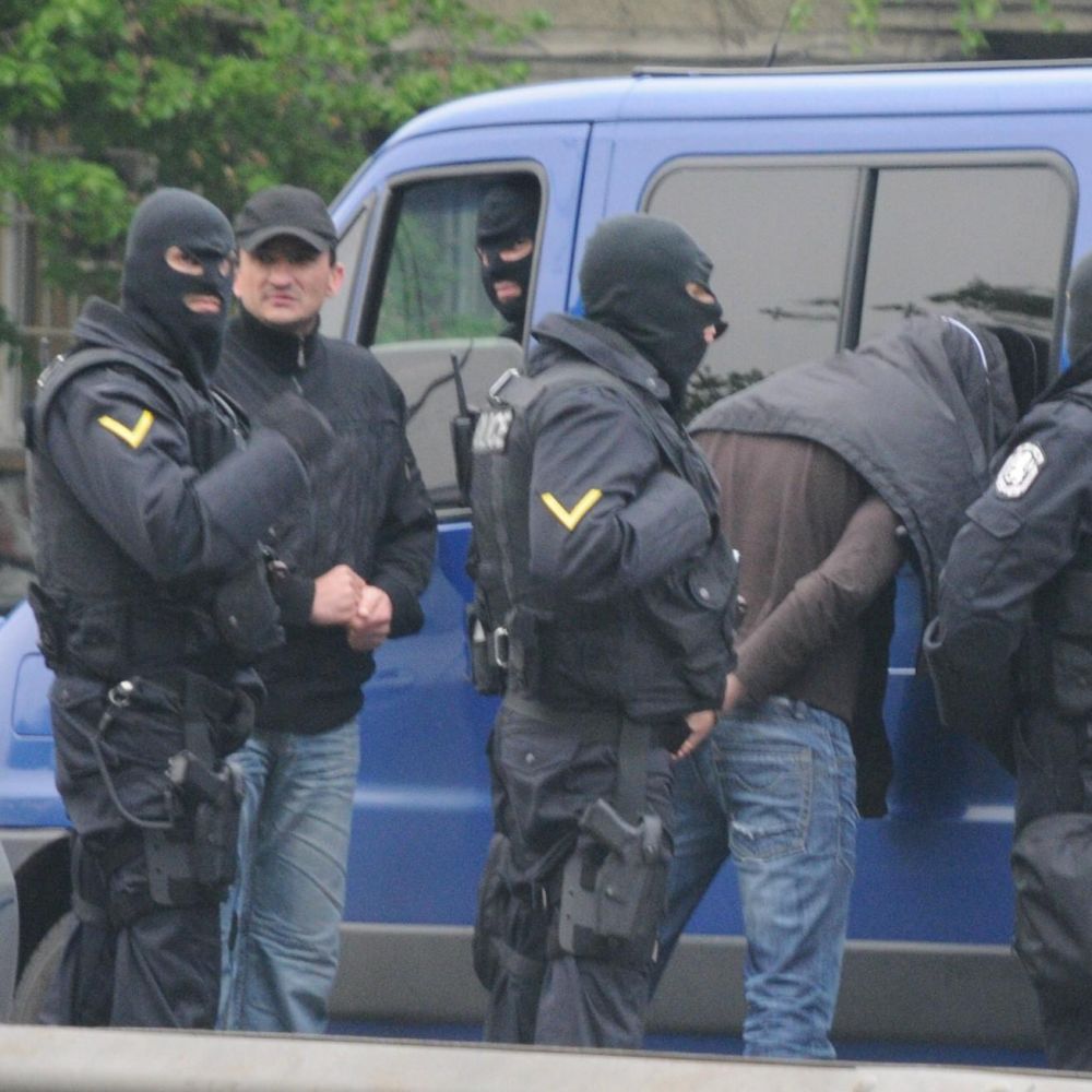 Арестуваха гардове на известен хотел в Банско