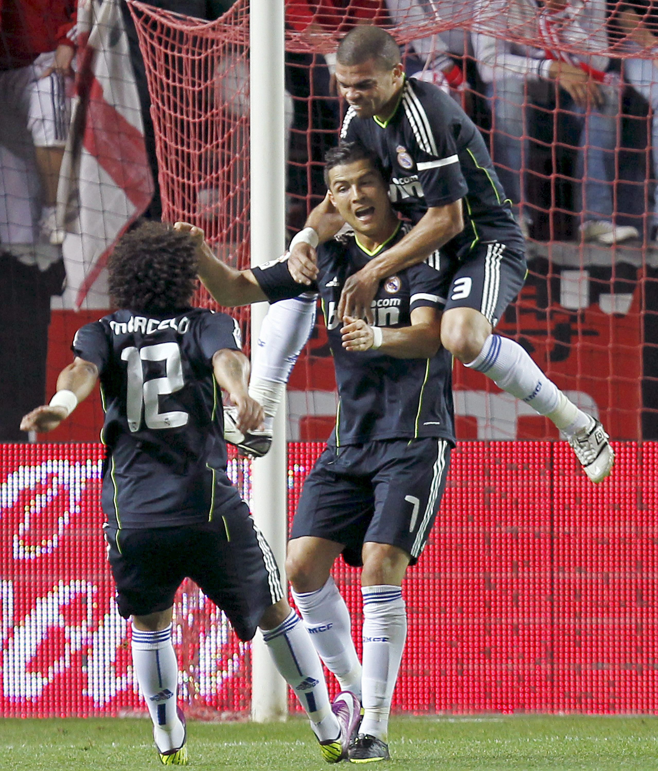 Кристиано Роналдо и Реал унизиха Севиля с 6:2