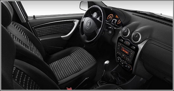 Първи снимки на Renault/Dacia Sandero фейслифт
