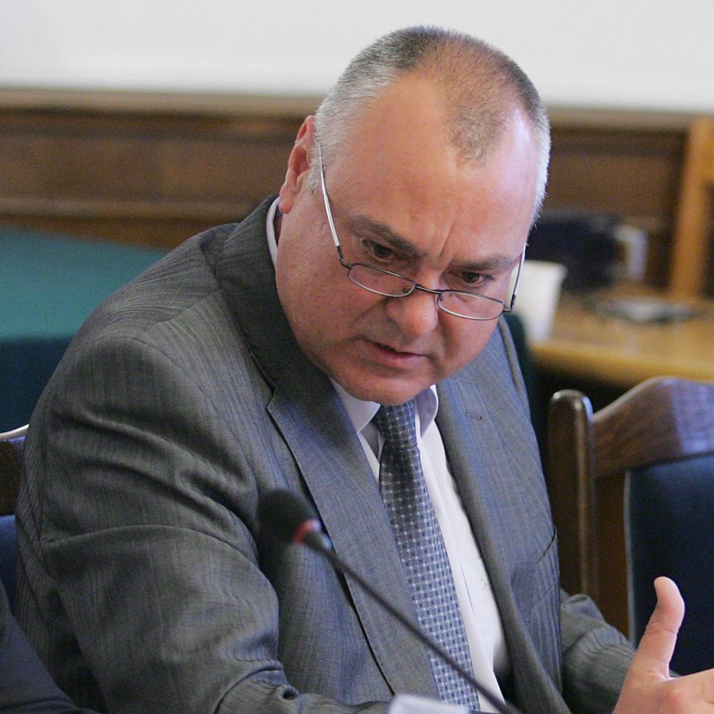 И други ще се разделят с Волен Сидеров, заяви депутатът Валентин Николов