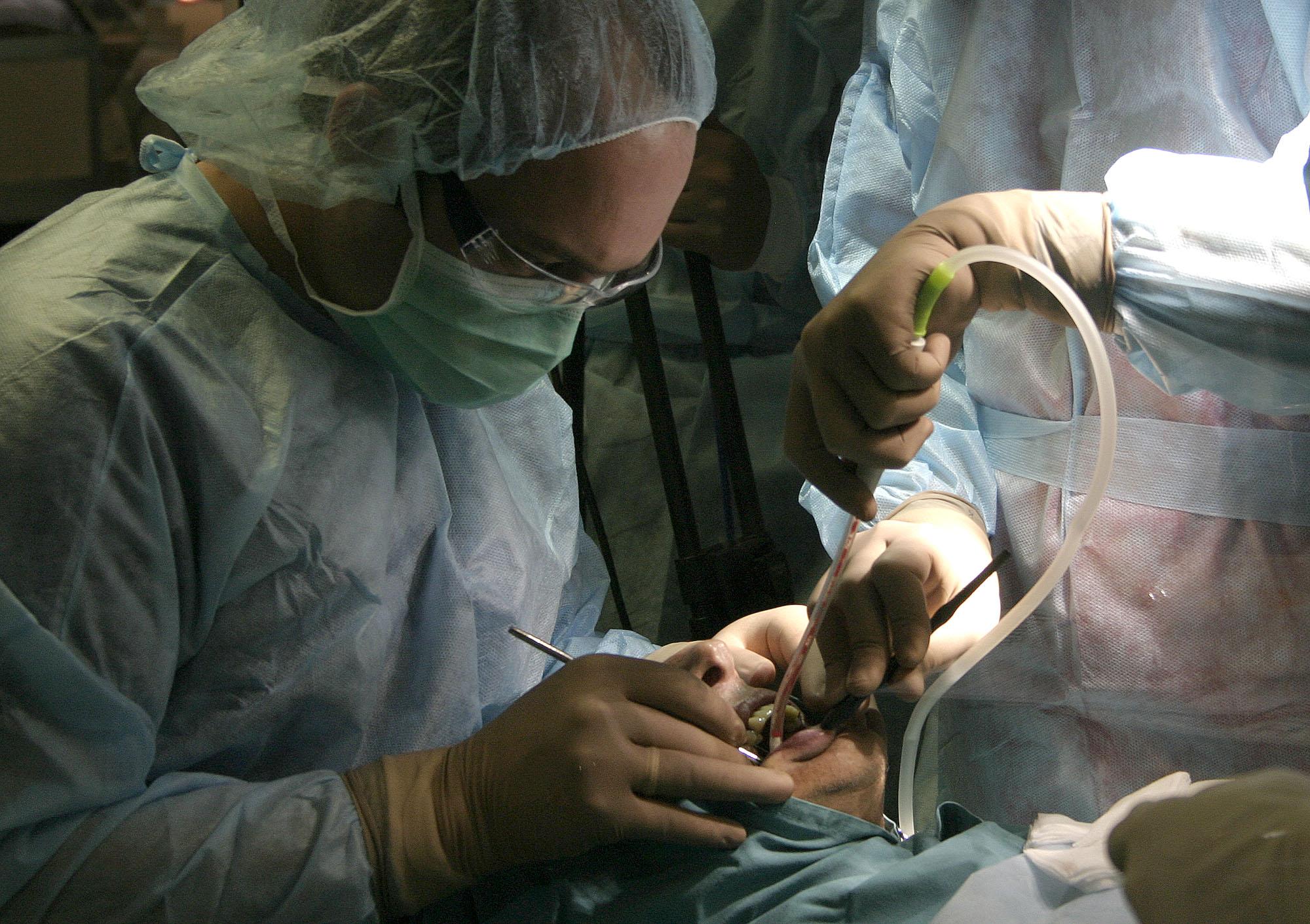 Русенец осъди стоматолог за лошо лечение