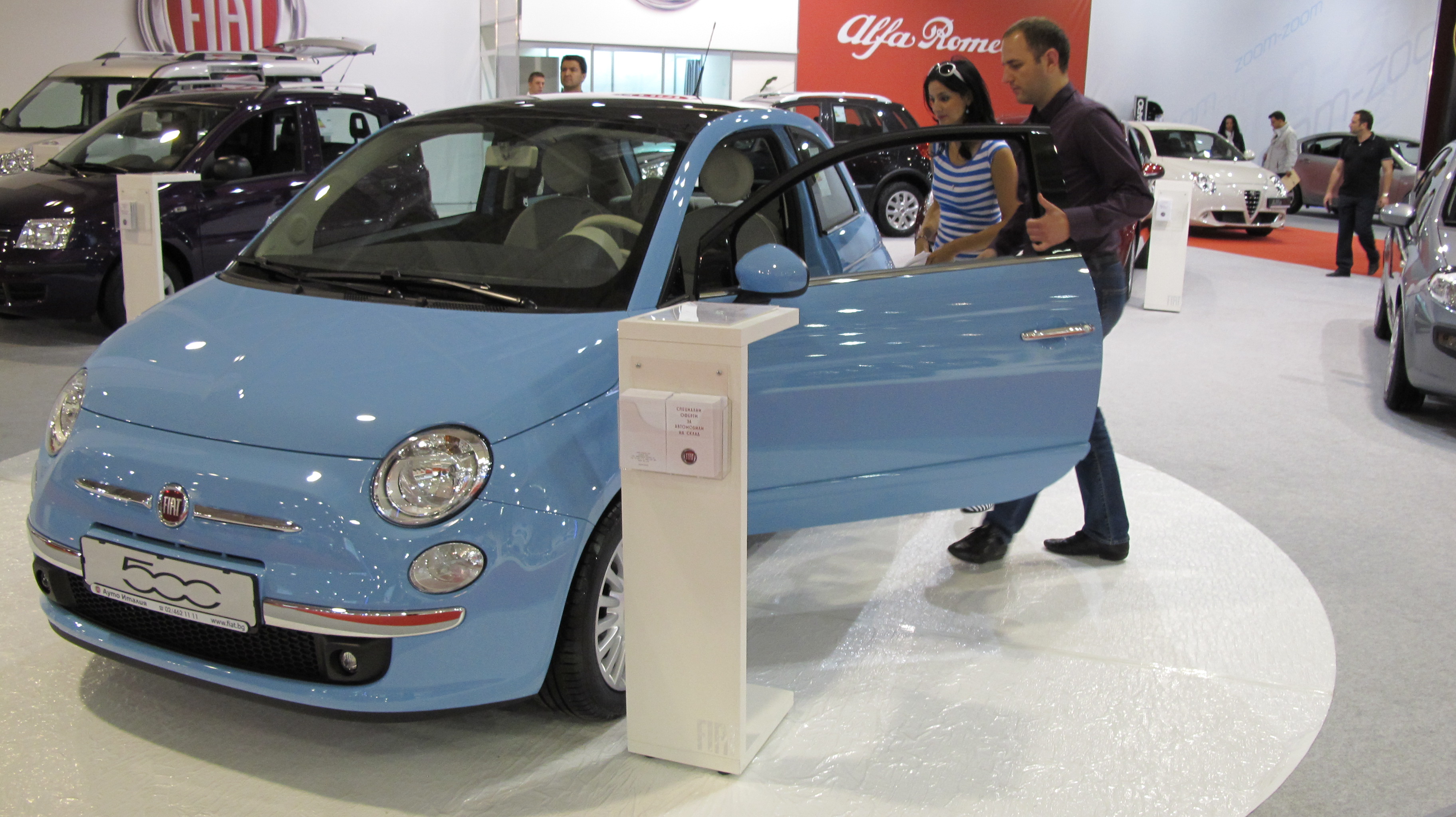 И двигател сред зведите на автосалона