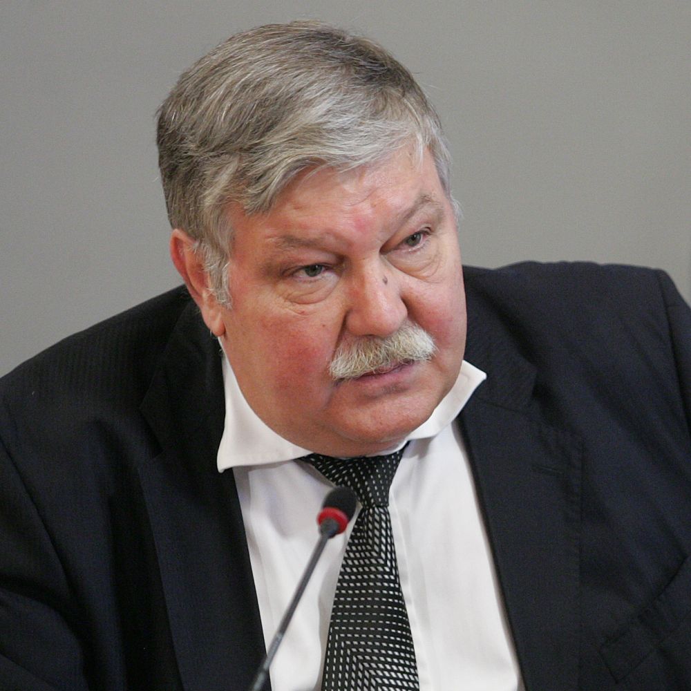 Парламентът прекрати мандата на Стоян Тонев като депутат