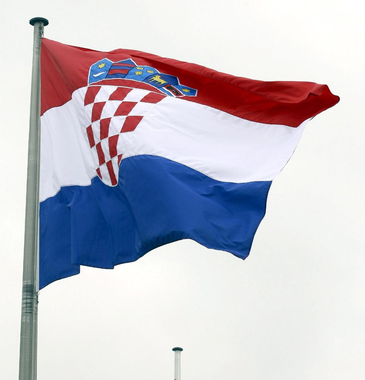 Скандал в Хърватия заради скъпи министерски коли