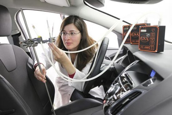 Ford продължава борбата с алергията в автомобилите