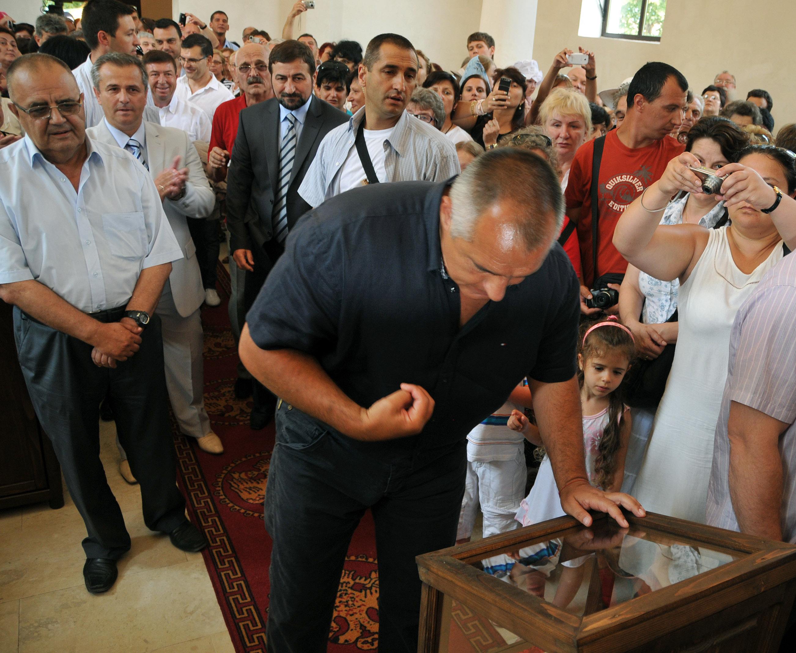 Бойко Борисов се поклони пред мощите на Св. Йоан Предтеча