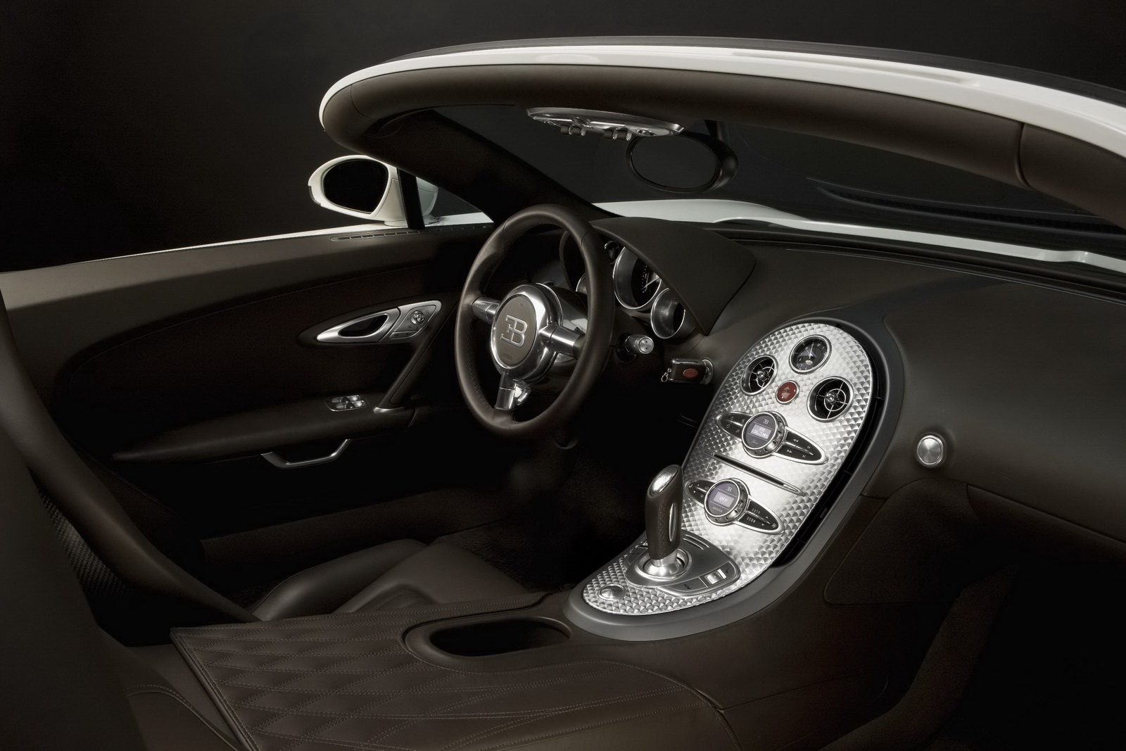 Последното Bugatti Veyron идва в Европа