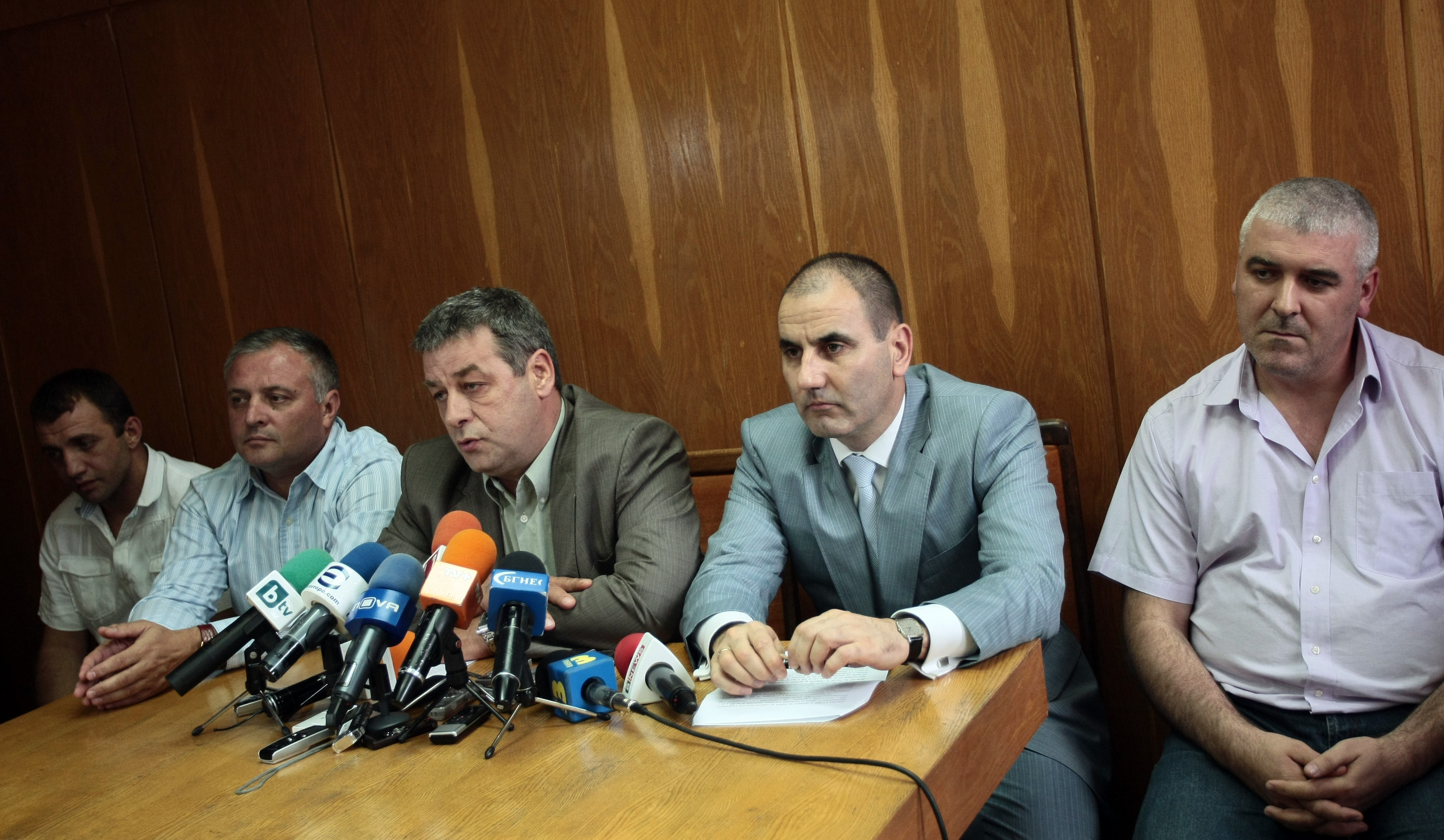Неделчо Стойчев, Валери Йорданов и министър Цветанов дадоха пресконференция в СДВР