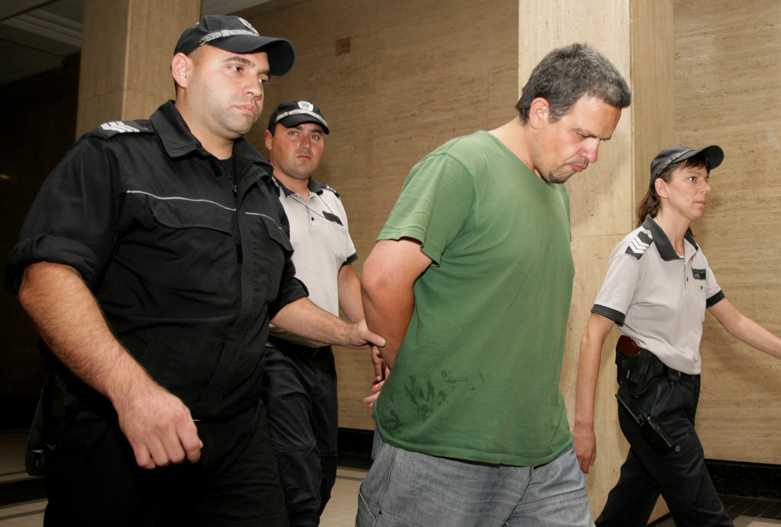 Според съдията има обосновано предположение, че Пламен Трифинов е извършил деянието