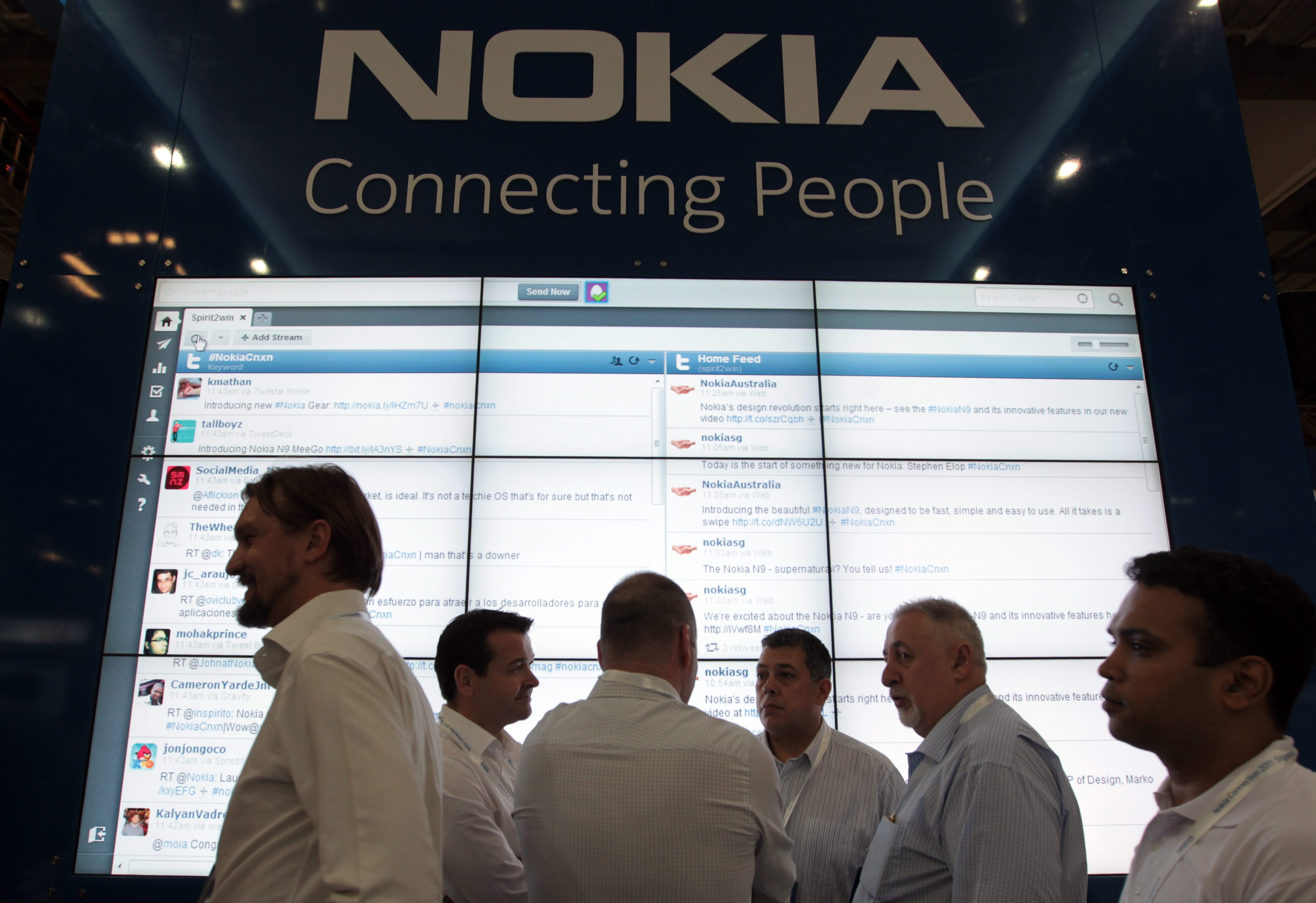 Moody's понижи рейтинга на Nokia