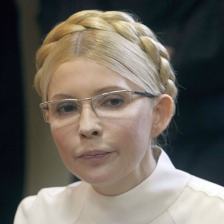 Юлия Тимошенко бе откарана в наказателна колония