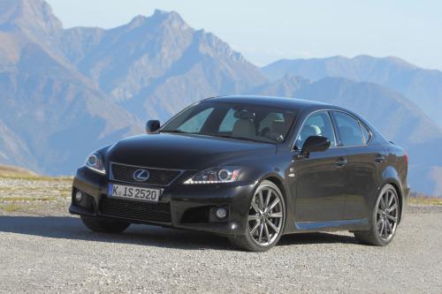 Прекроиха окачването на Lexus IS-F за Франкфурт