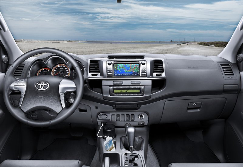 Идва Toyota Hilux 2012