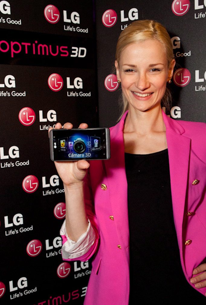 LG Optimus 3D