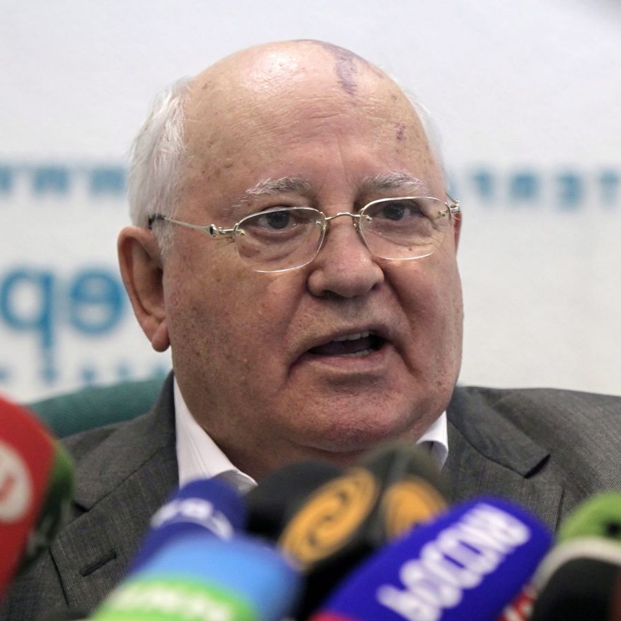 Михаил Горбачов е приет в болница