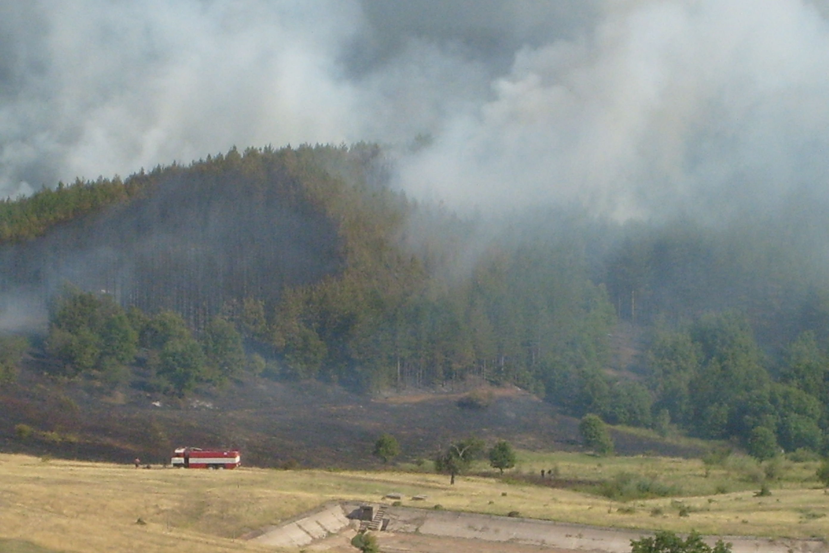 500 дка гори горят край Благоевград