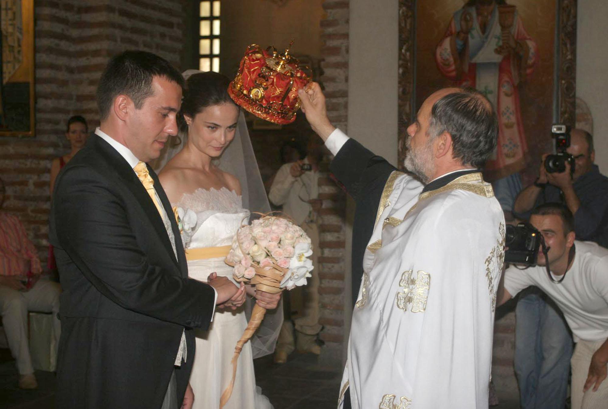 Венчавката Йоана Буковска и Иван Давидов