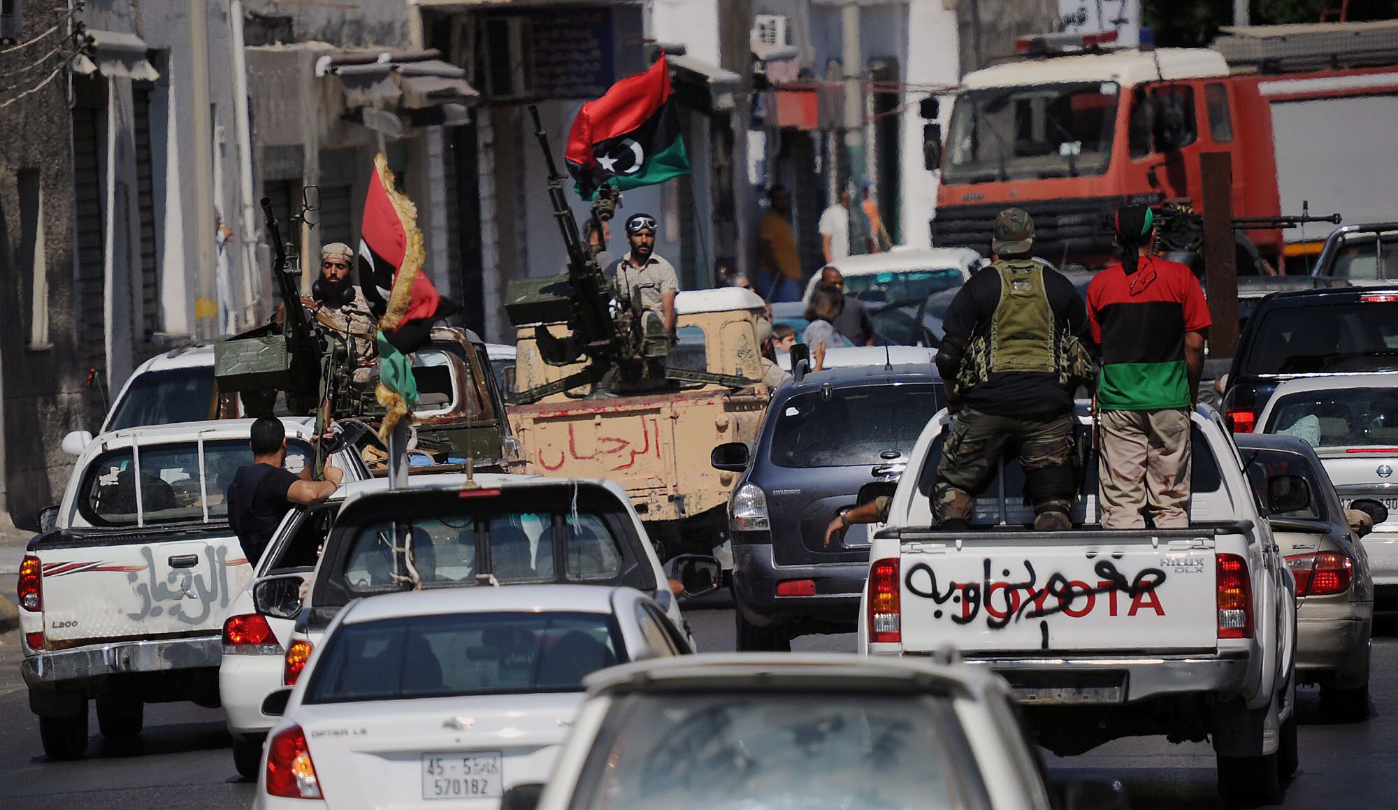 Половината от членовете на ПНС пристигнаха в Триполи от Бенгази
