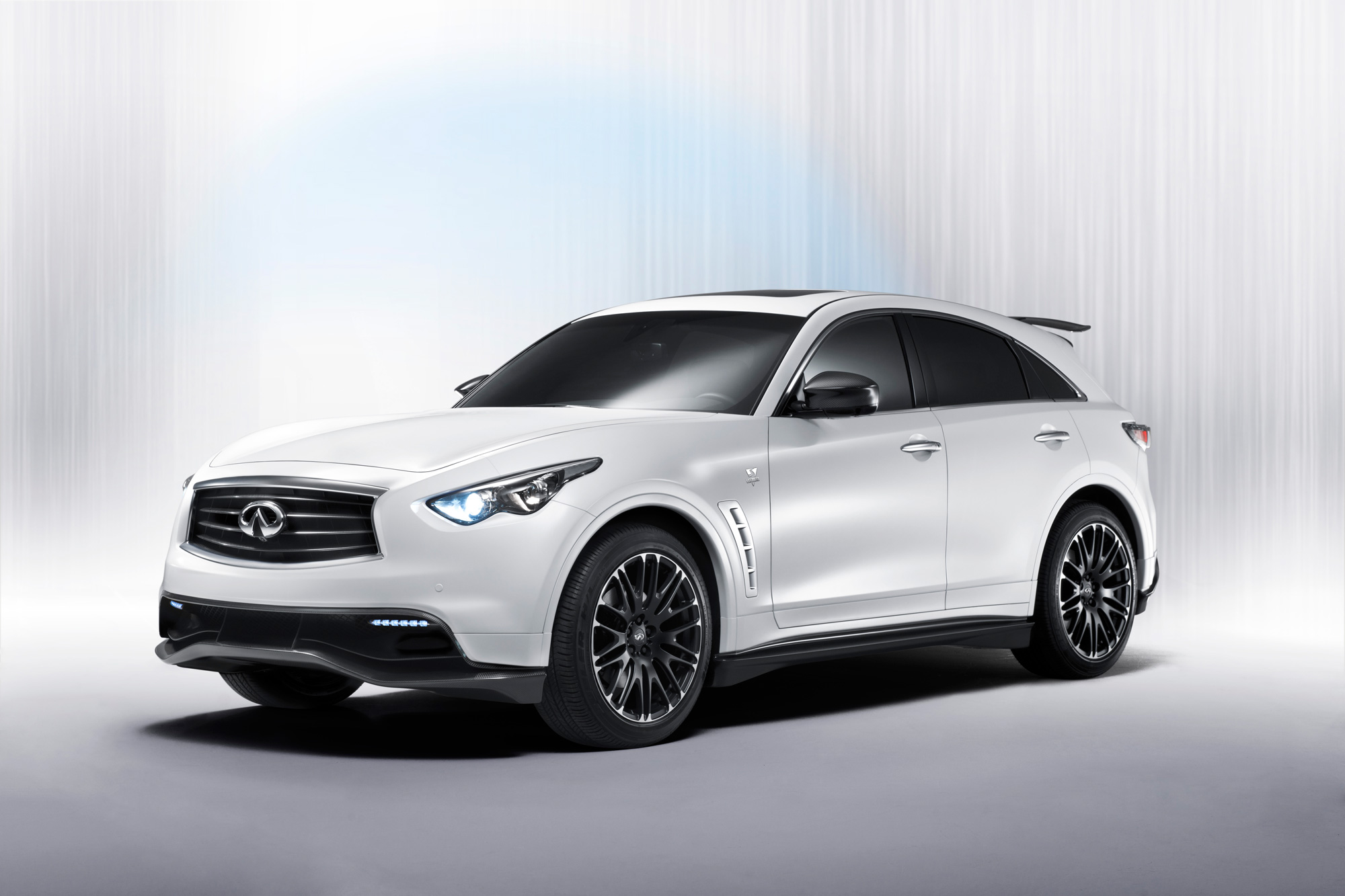 Фетел ще покаже своето перфектно Infiniti