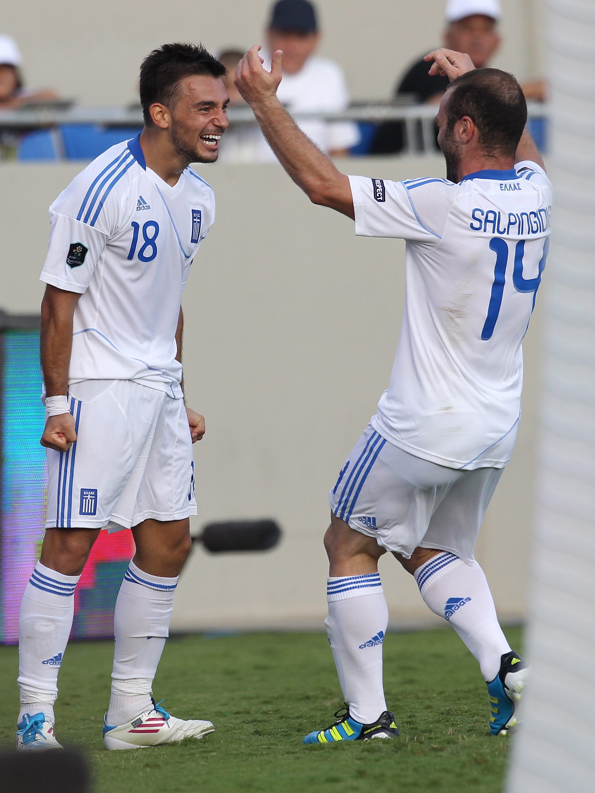 Гърция спечели в Израел и се доближи до Евро 2012
