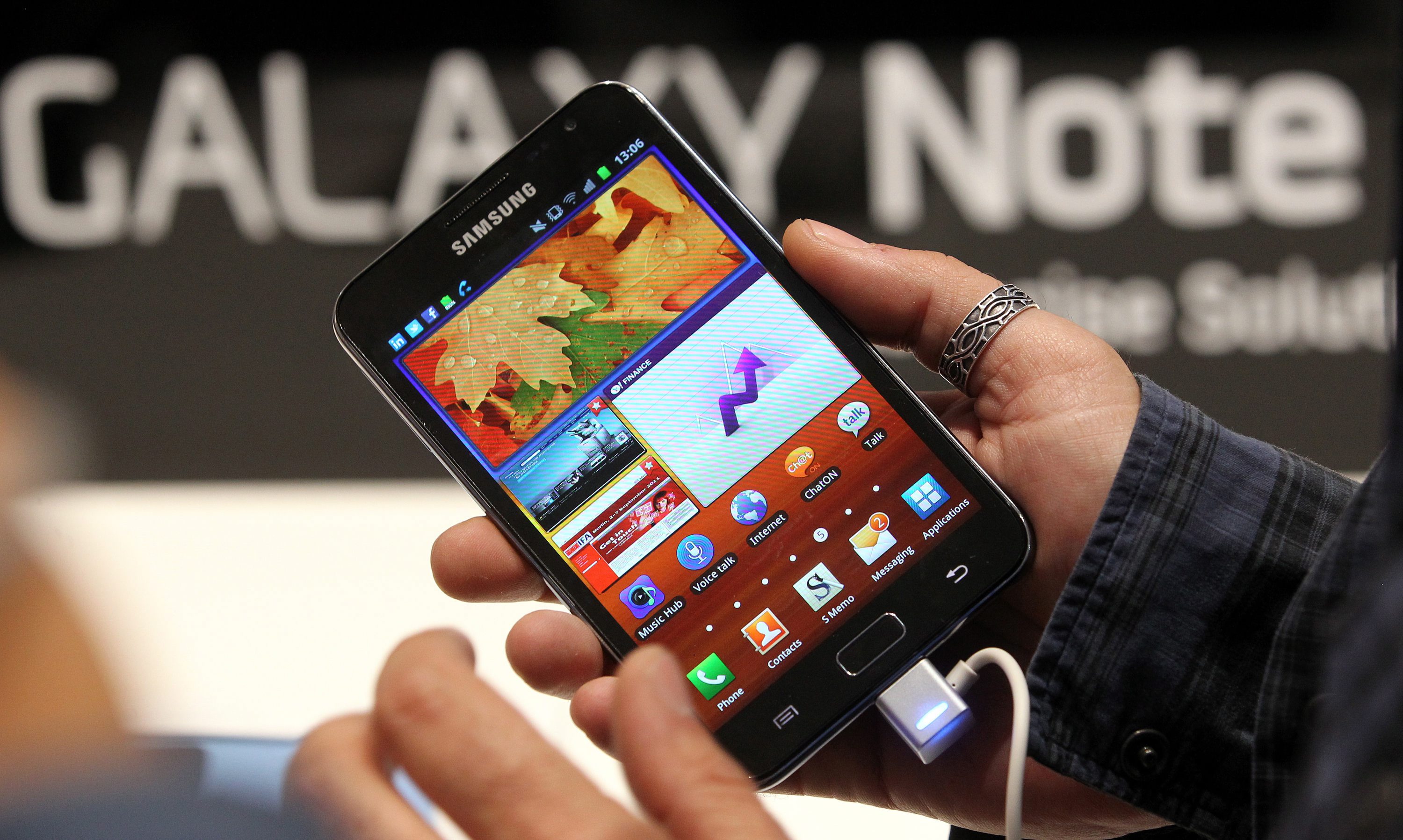 Samsung Galaxy Note е с 5,3“ дисплей