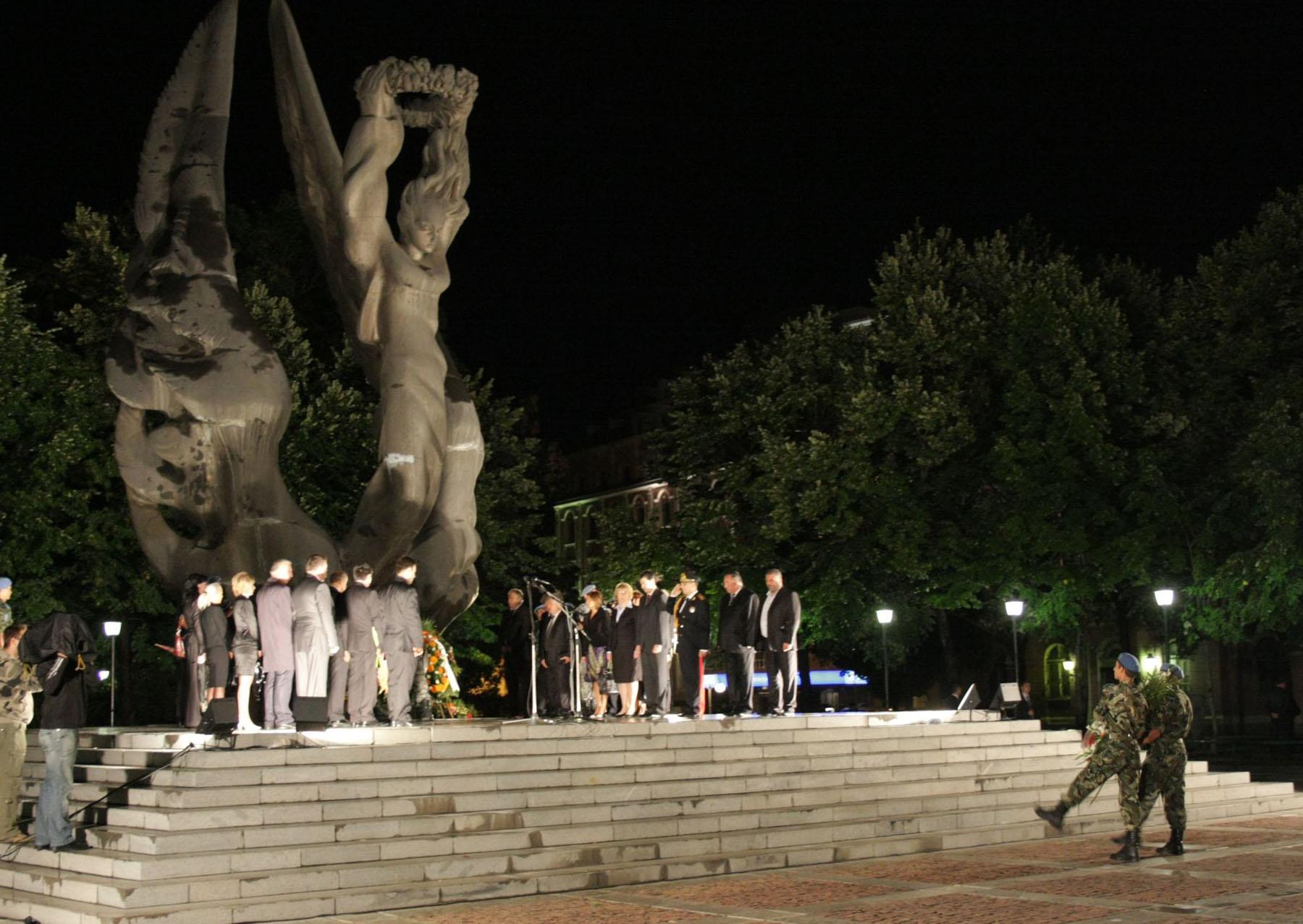 В Пловдив в 20.30 ч. ще започне тържествената заря-проверка на площад ”Съединение”