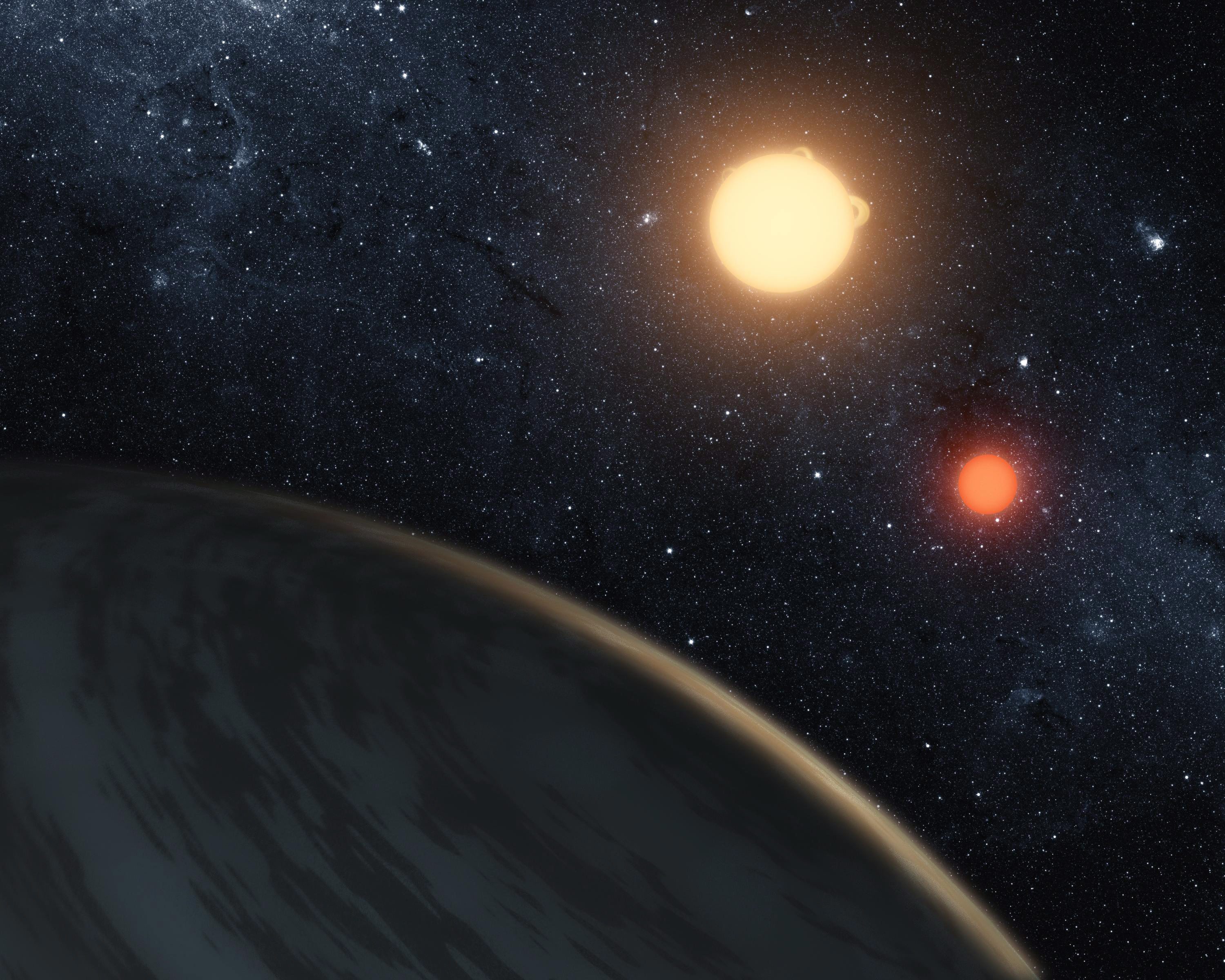 Система с двойна звезда поддържа планети