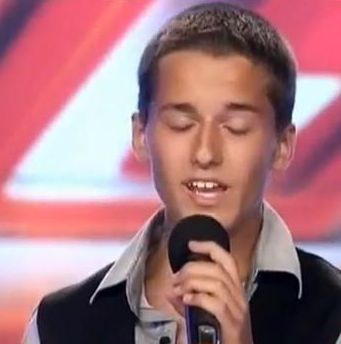 14-годишният Богомил Бонев - финалист в X Factor